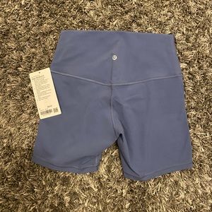 Lululemon Water Drop Align 6” Shorts